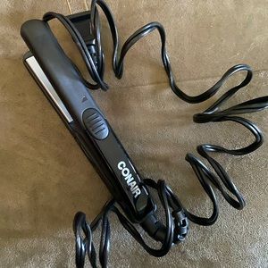 Mini Conair Flat Iron